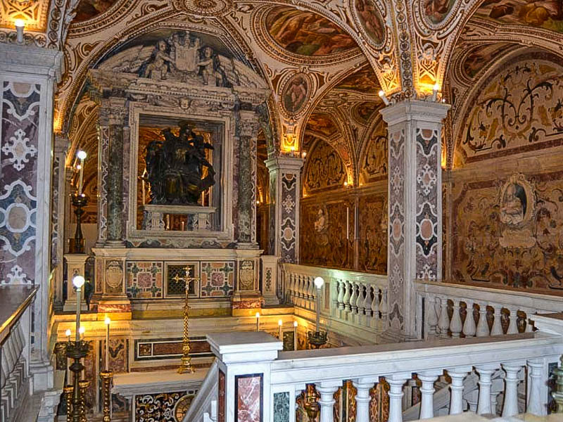 The crypt of the Salerno cathedral. (Photo courtesy of the Parrocchia si SS. Matteo e Gregoria Magno)